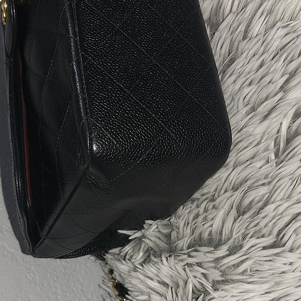 Chanel Jumbo Flap - Picture 14 of 15